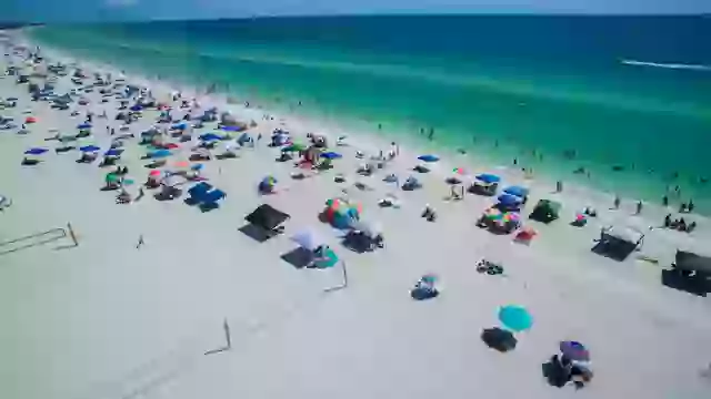 Symptoms of flesh-eating bacteria that’s killed 4 people in Florida as health officials issue warning