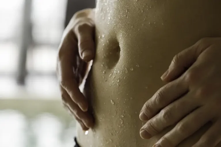 Doctor warns ‘gross thing will happen’ if you don’t wash body part that most people overlook.