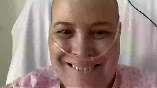 Woman shares ’embarrassing’ symptoms she regrets hiding from doctors as she’s diagnosed with incurable cancer.