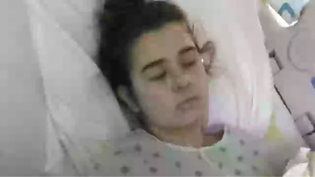 Woman issues terrifying warning after one smoke put her on life support with moulding lungs.