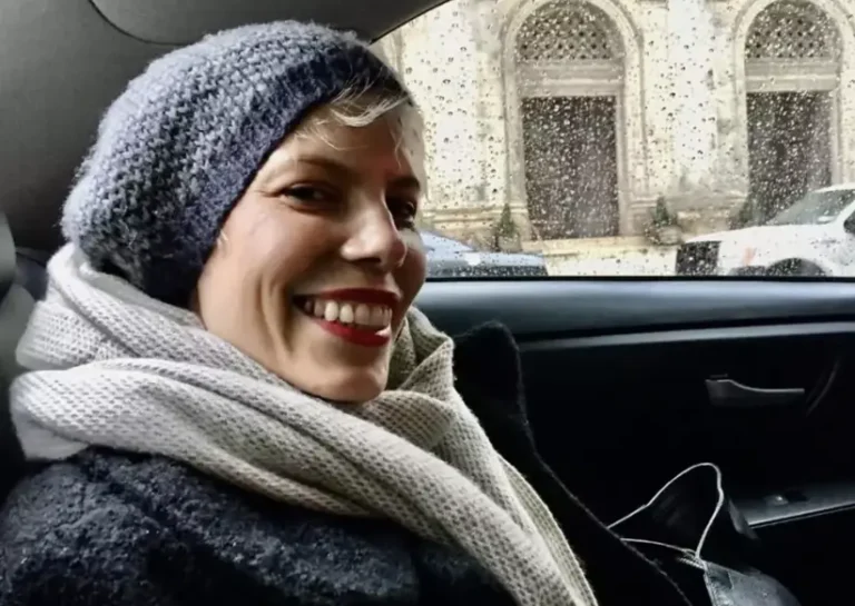 Woman given terminal cancer diagnosis split from husband and slept with close to 200 men.