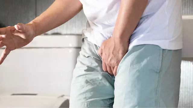 Urologist reveals how many times you should pee per day according to your age.