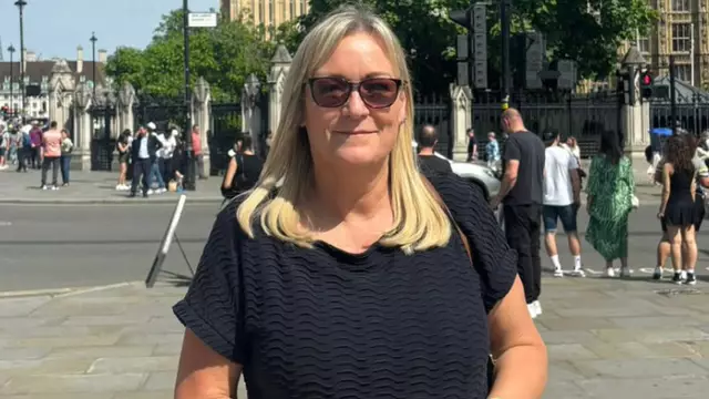 Mom diagnosed with stage 4 cancer reveals symptoms that ‘doctors ignored 14 times’.