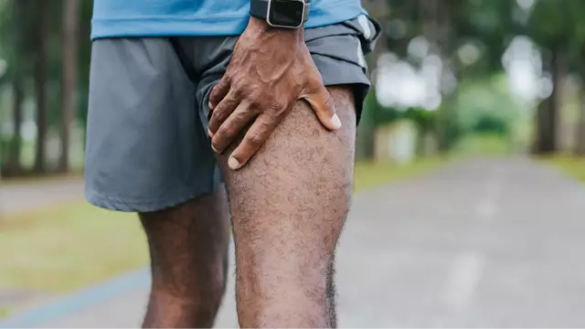 Four symptoms that start in your leg could be a sign of ‘deadly’ cancer