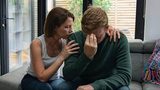 Expert reveals 4 key signs a relationship has run its course.