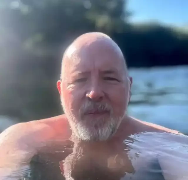 He's said he feels better now he's sober 
