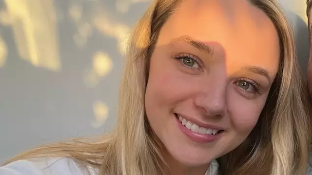 Health officials call to end dangerous ‘freebirth’ movement after influencer dies during home birth complications.