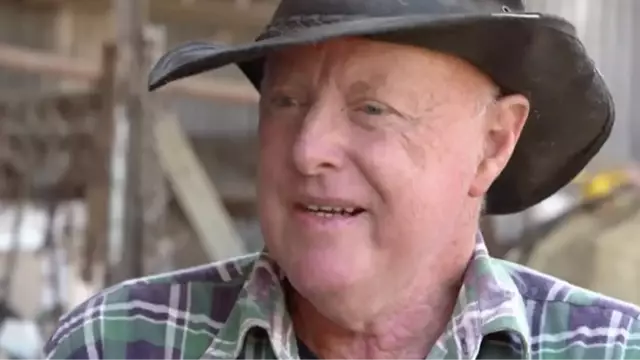 How man born with both male and female genitals only found out when he was 50 years old.