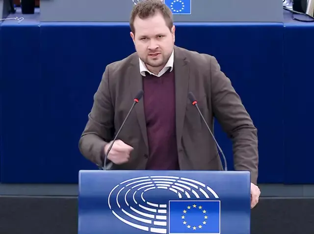 Anders Vistisen launched an unconventional attack on Donald Trump at the European Parliament 