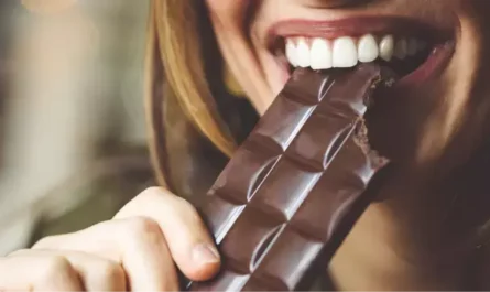 Expert Reveals the ‘Ideal Amount’ of Dark Chocolate That May Lower Health Risks